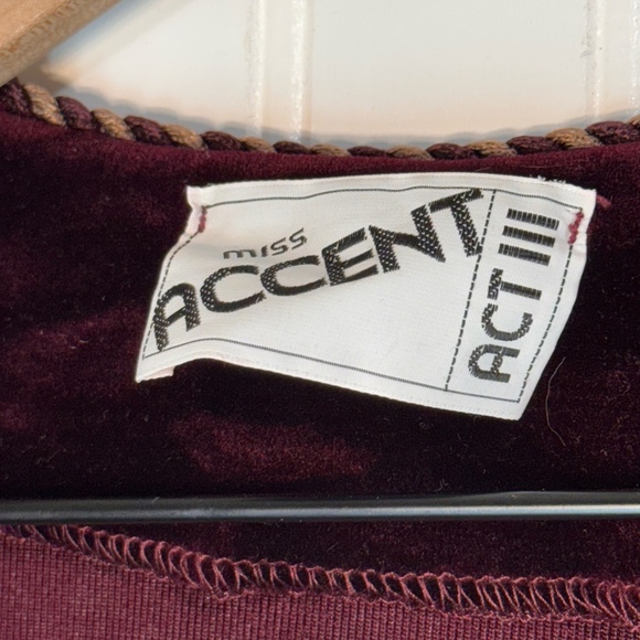 VTG Miss Accent Act III Velvet Blazer Jacket Burgundy Maroon Gold Rope Trim - Picture 3 of 10